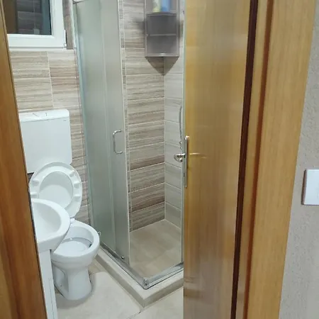 Vikendica Na Drini *