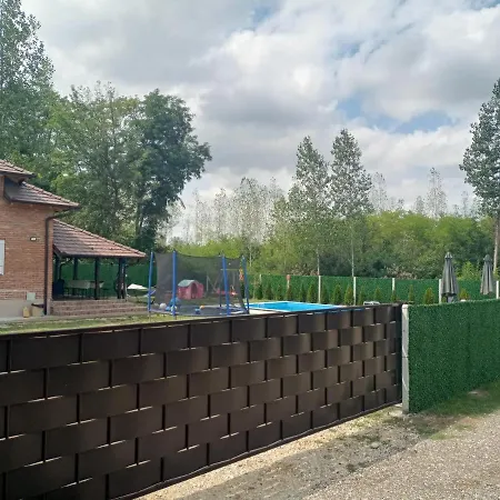 Vikendica Na Drini