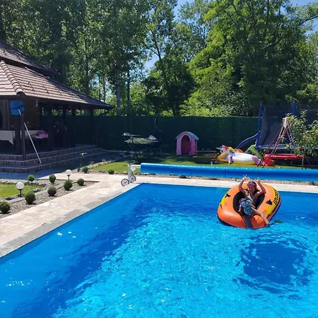 Holiday home Vikendica Na Drini