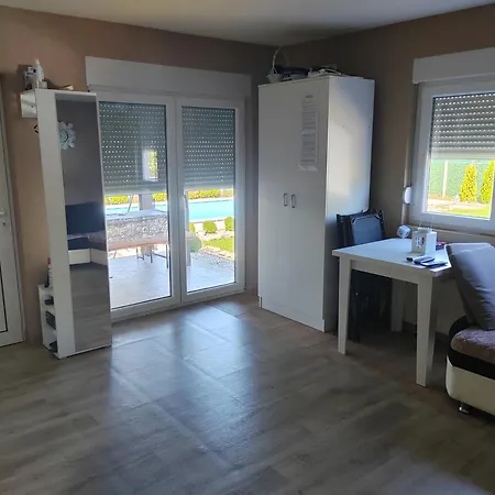 Vikendica Na Drini Holiday home Loznica